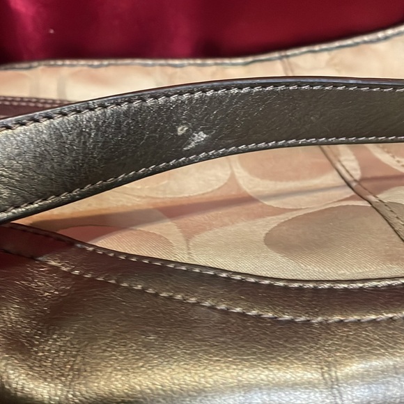 Vintage Coach VGUC - Picture 9 of 10